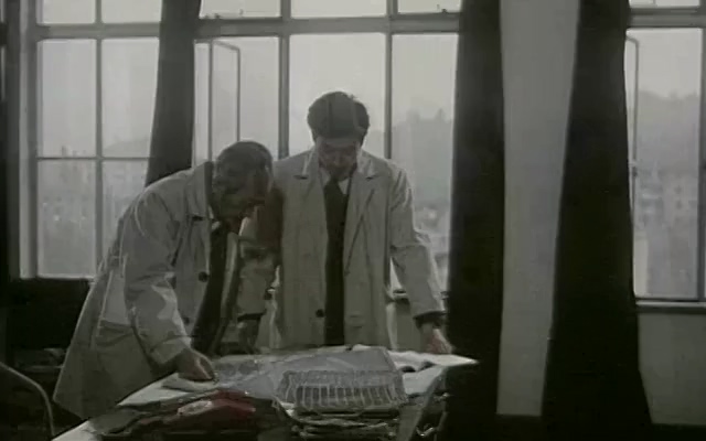 天堂之门.The gate to the heaven.1986.DVD.X264.AAC.HALFCD.mkv_20250627_202632.375.jpg