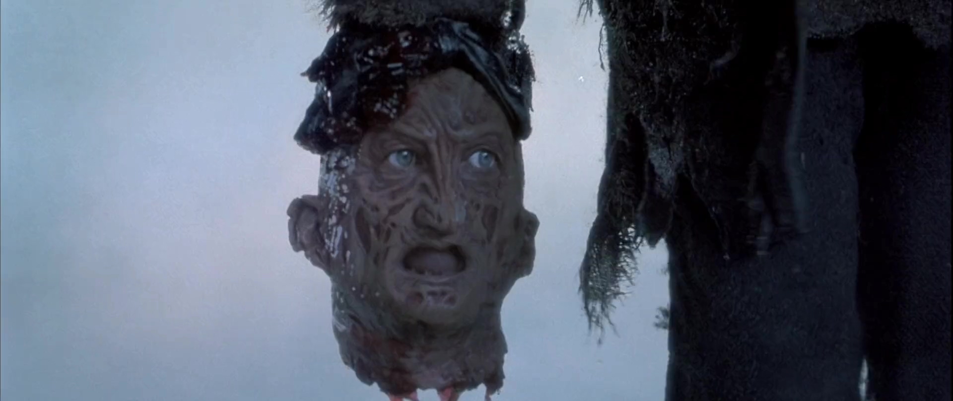 十三号星期五11：佛莱迪大战杰森.Freddy vs. Jason.2003.CN.mkv_20250628_004437.255.jpg