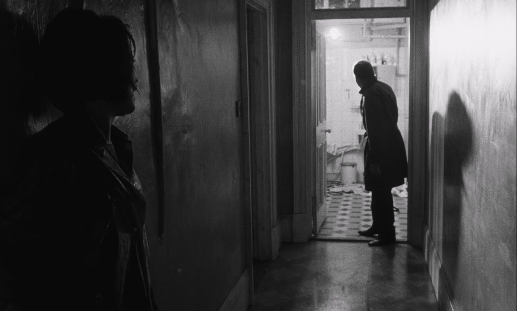 Repulsion.1965.1080p.BluRay.x265-RARBG.mkv_20250629_082304.353.jpg