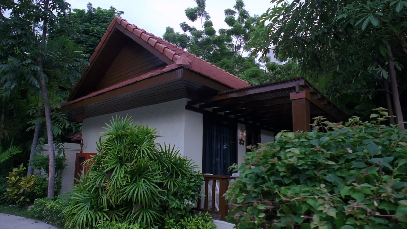 豹女之夺命之旅(4K修复双语) Her.Name.Is.Cat.2.Journey.to.Death.2000.WEB-DL.1080P..jpg