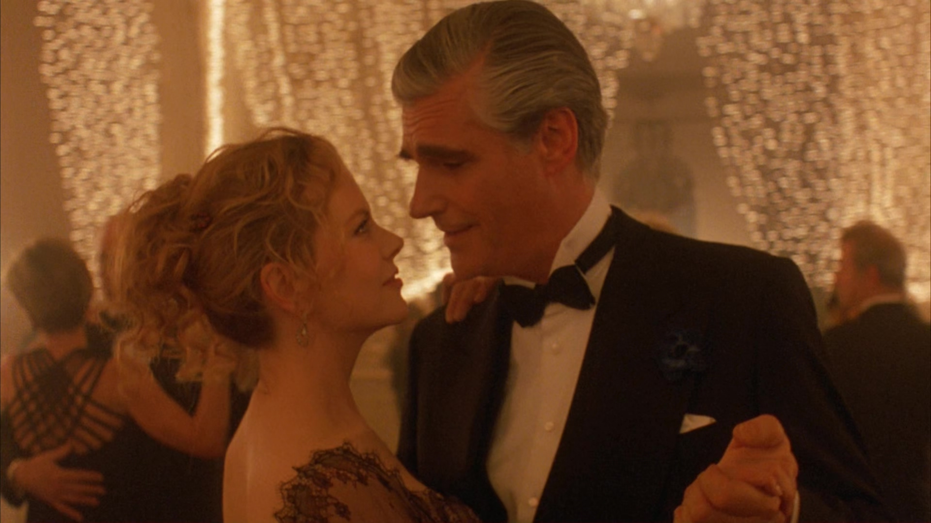 大开眼戒.Eyes Wide Shut.1999.CN.mkv_20250630_215717.849.jpg