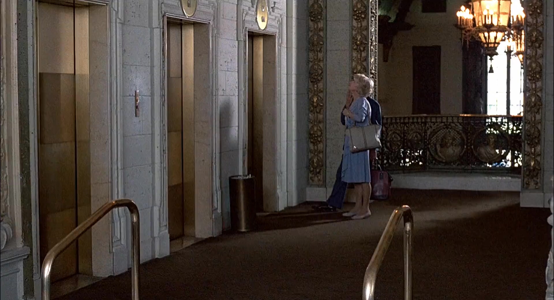 疯狂今晚夜.Bachelor Party.1984.CN.mkv_20250704_221241.466.jpg