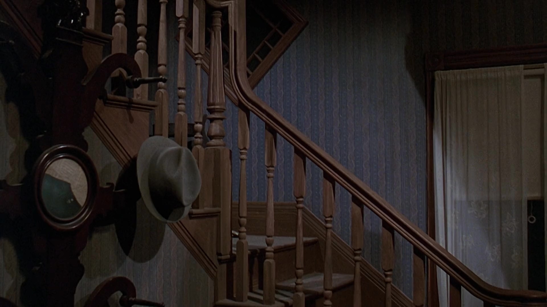 宠物坟场.Pet Sematary.1989.2Audio.CNSC.mkv_20250712_155012.609.jpg