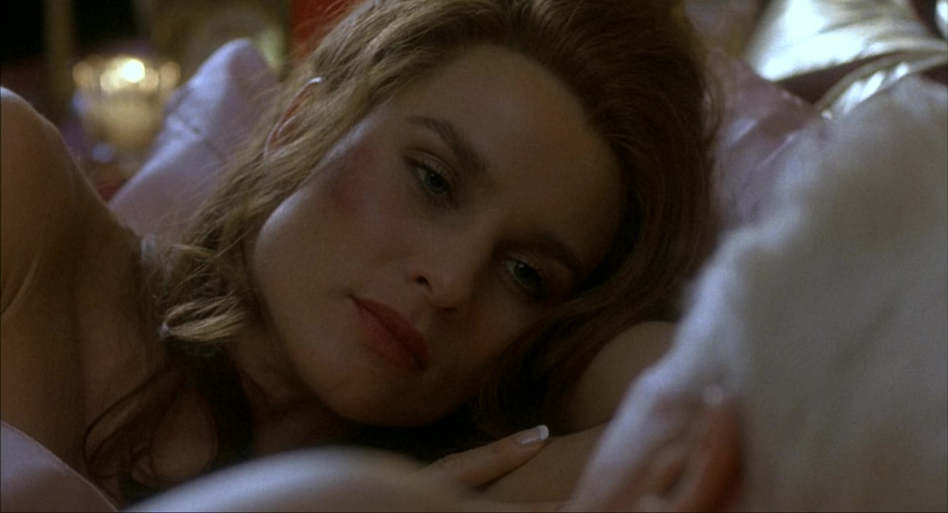 终极笑探.Spy Hard.1996.2Audio.CN.mkv_20250717_142154.004.jpg