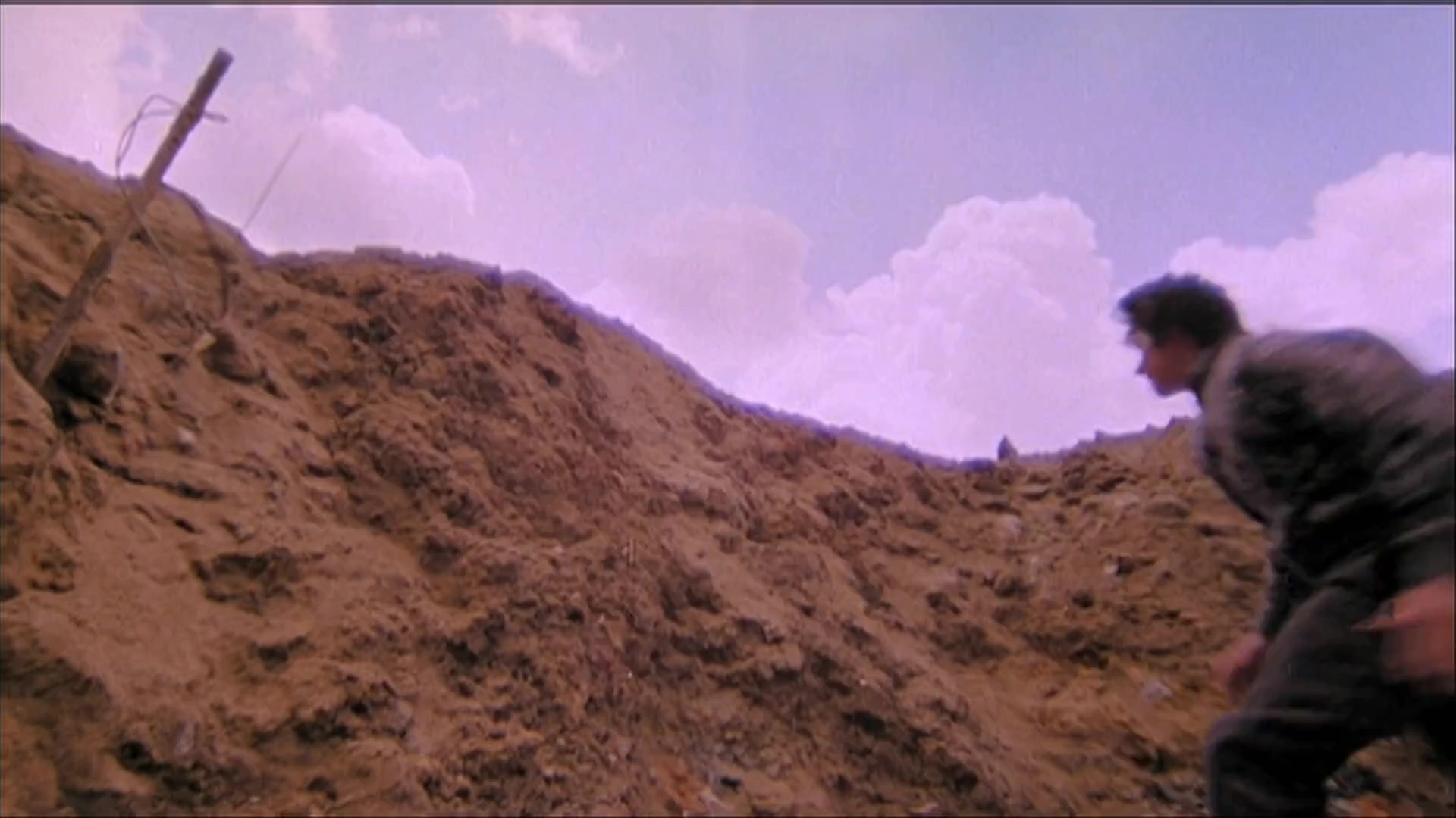 皇家师姐2 皇家战士.1986.2Audio.CNSC.mkv_20250717_161114.987.jpg