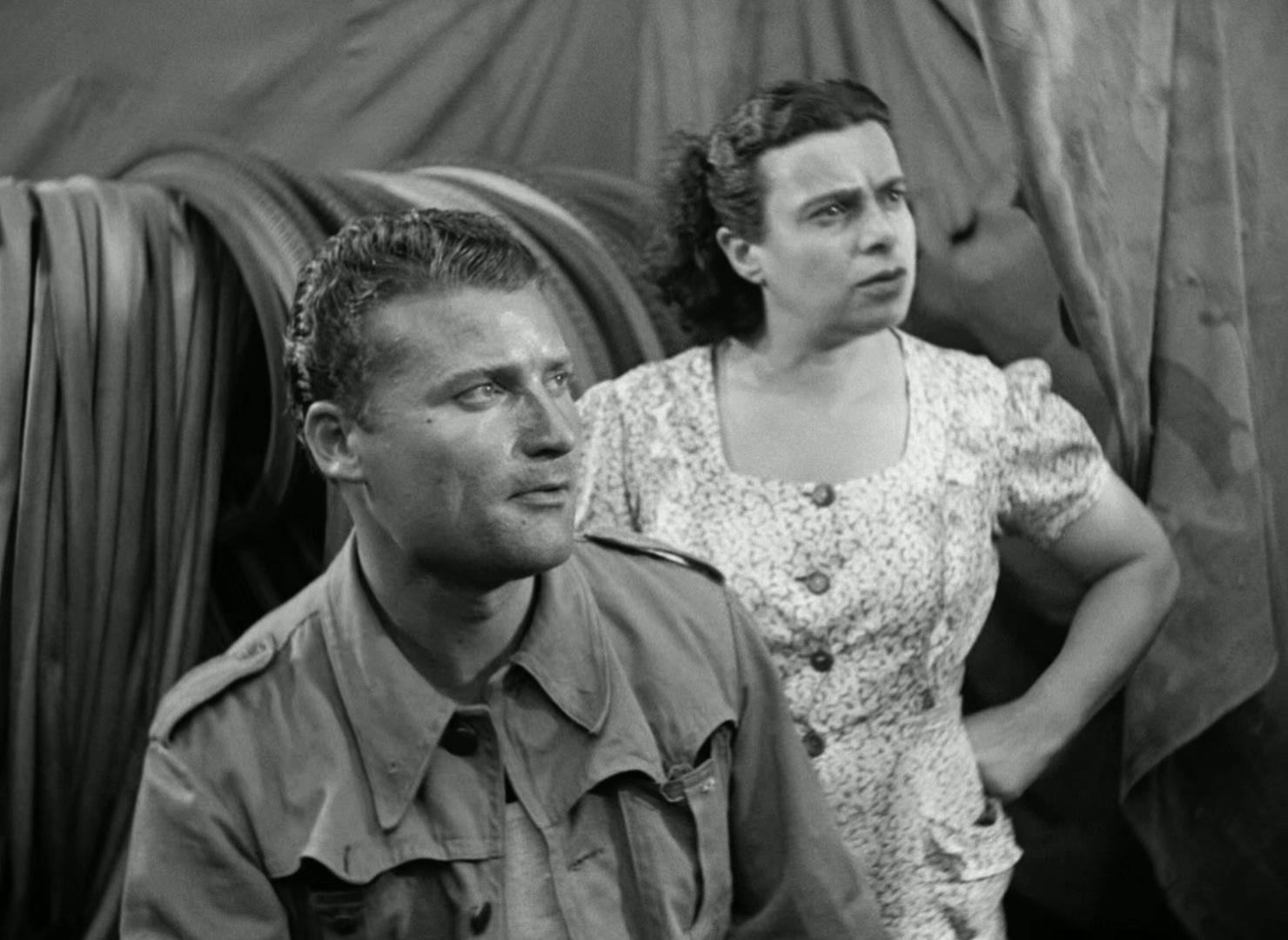 1948 偷自行车的人 The Bicycle Thieves .mkv_20250720_163423.769.jpg