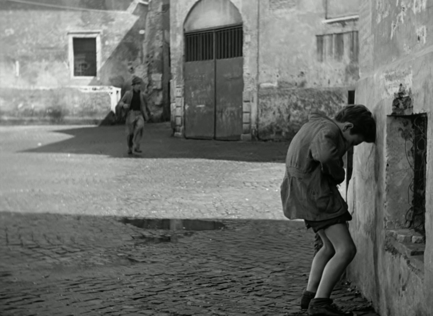 1948 偷自行车的人 The Bicycle Thieves .mkv_20250720_163451.281.jpg