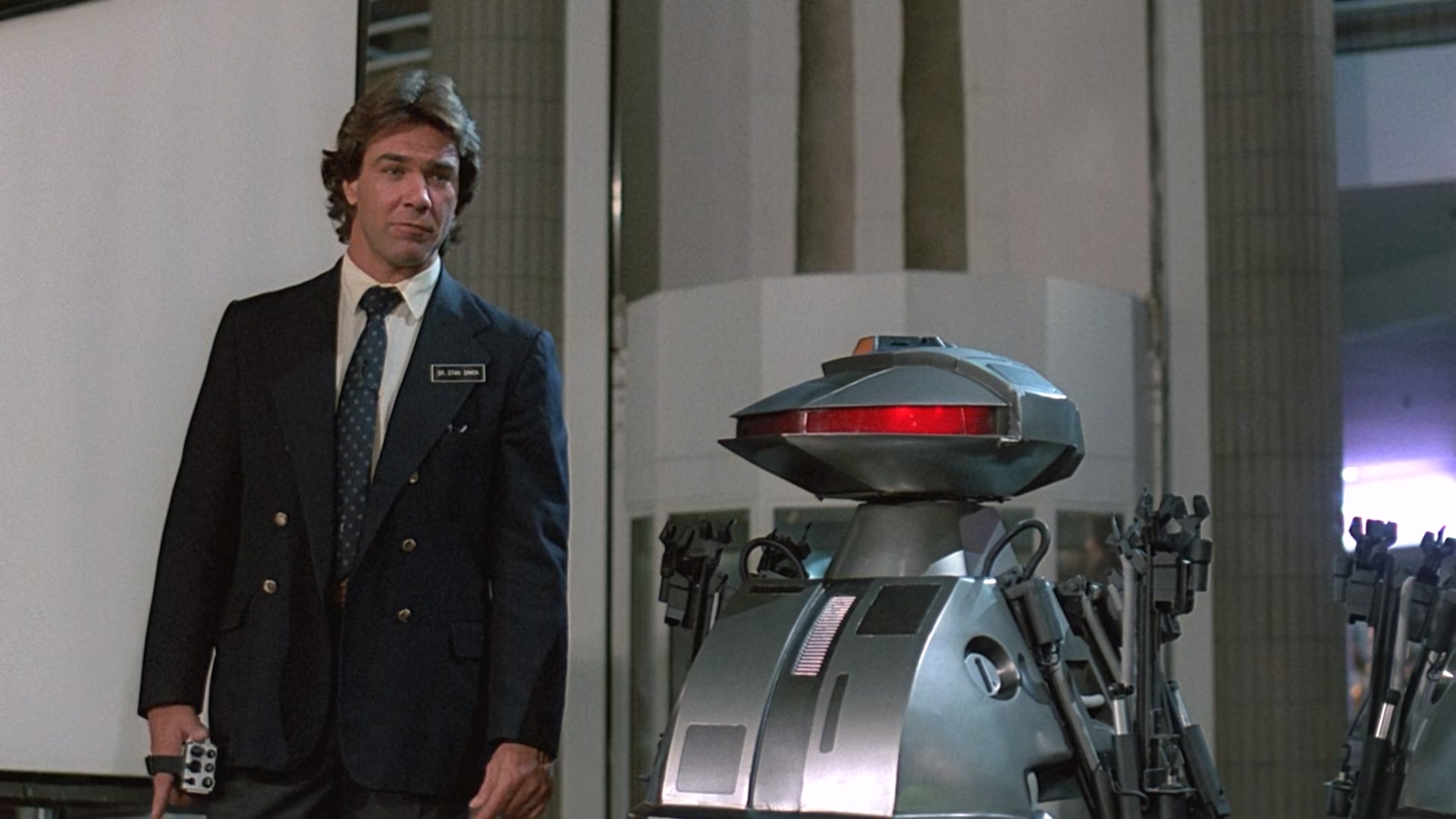 Chopping.Mall.1986.1080p.BluRay.x265-bylh .mkv_20250721_094750.659.jpg