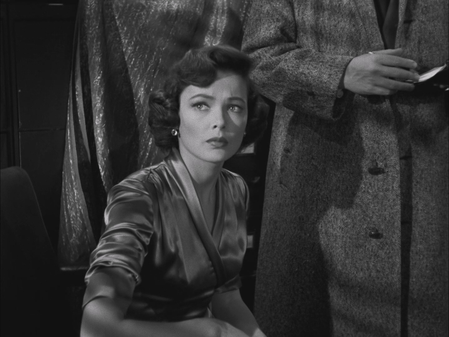 铁牛金刚.Where.the.Sidewalk.Ends.1950.REMASTERED.1080p.BluRay.x264-SADPANDA -byl.jpg