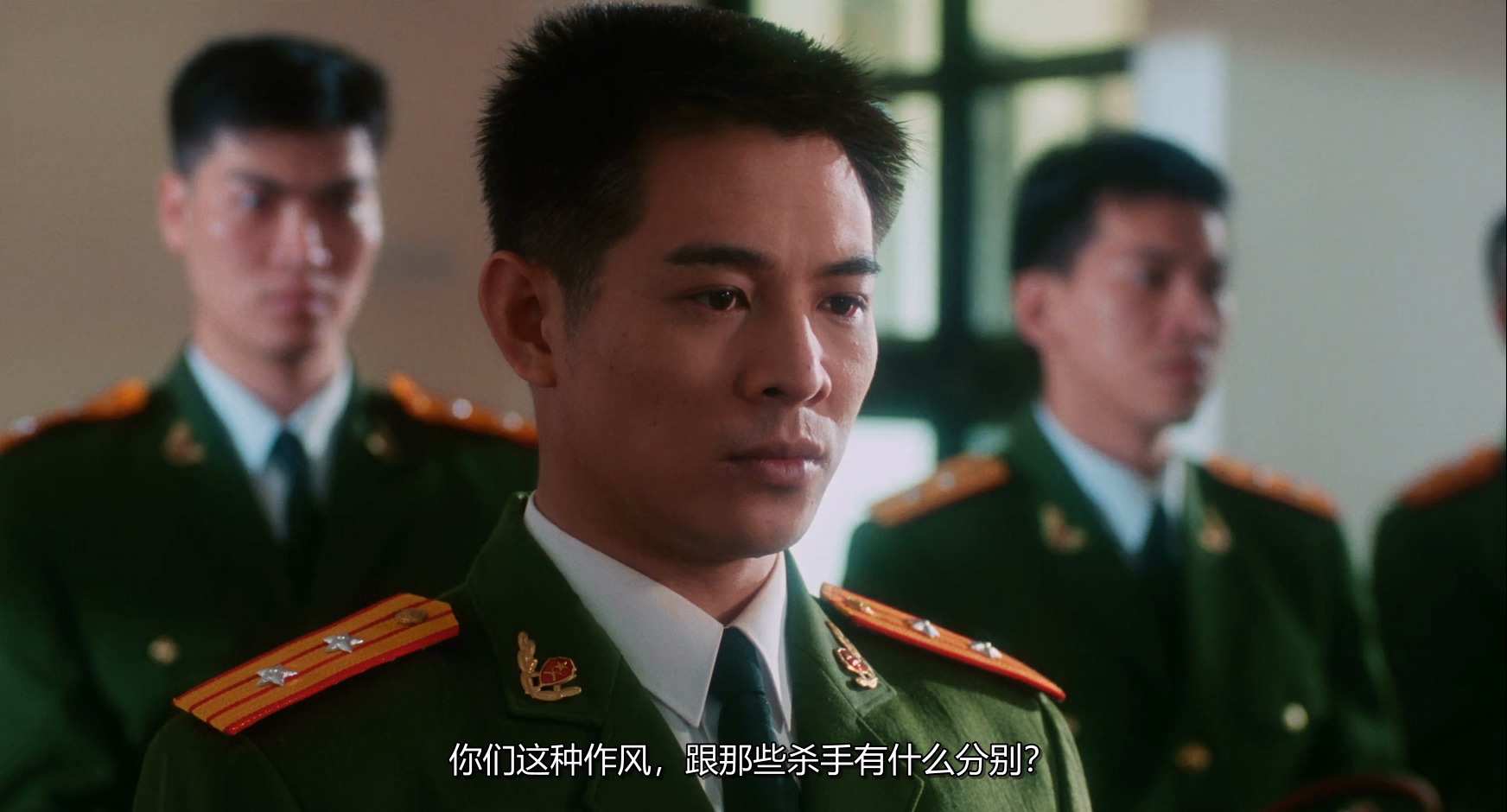 1994.中南海保镖(93分钟).1080P.国粤中字 .mkv_20250729_023312.187.jpg