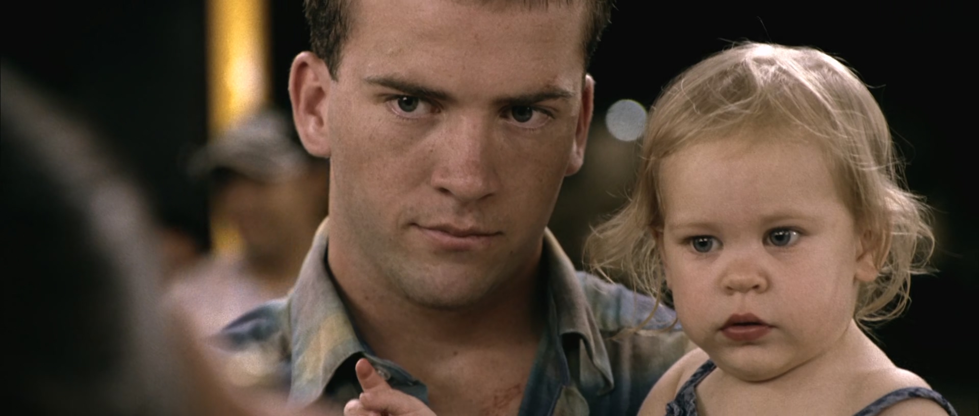 Friday.Night.Lights.2004.1080p.BluRay.DDP.5.1.H.265-EDGE2020 (1).mkv_20250730_20.jpg