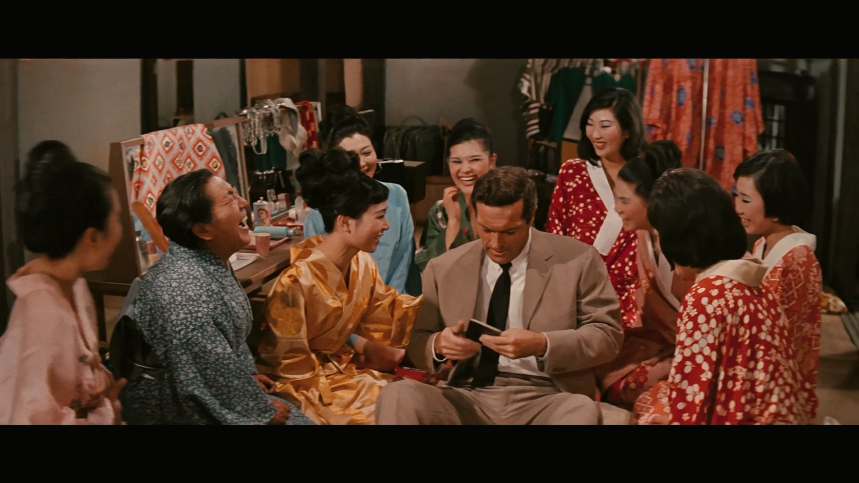 1966.OSS117之东京谍影(100分钟).1080P.法语中字.mkv_20250730_235618.420.jpg