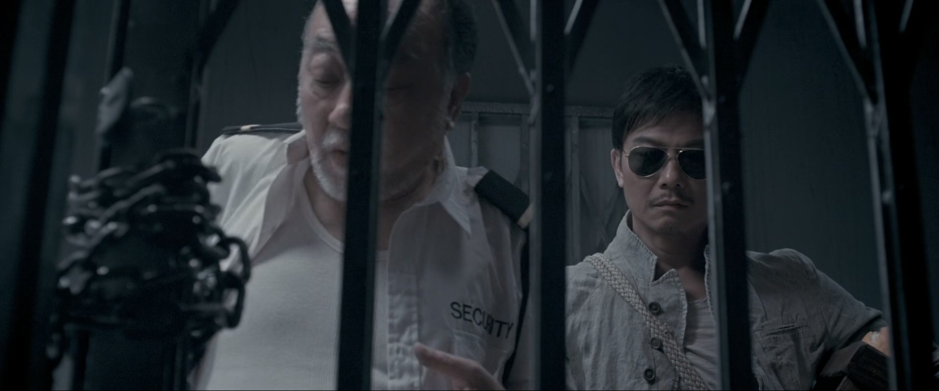 僵尸.Rigor.Mortis.2013.CHINESE.1080p.BluRay.x265.2audio-VXT.mkv_20250731_105050.625.jpg