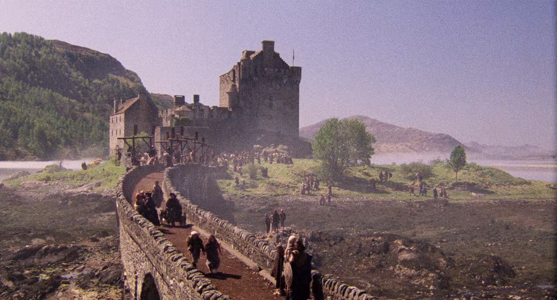 Highlander.1986.NEW.REMASTERED.1080p.BluRay.x265-RARBG.mkv_20250812_120635.089.jpg