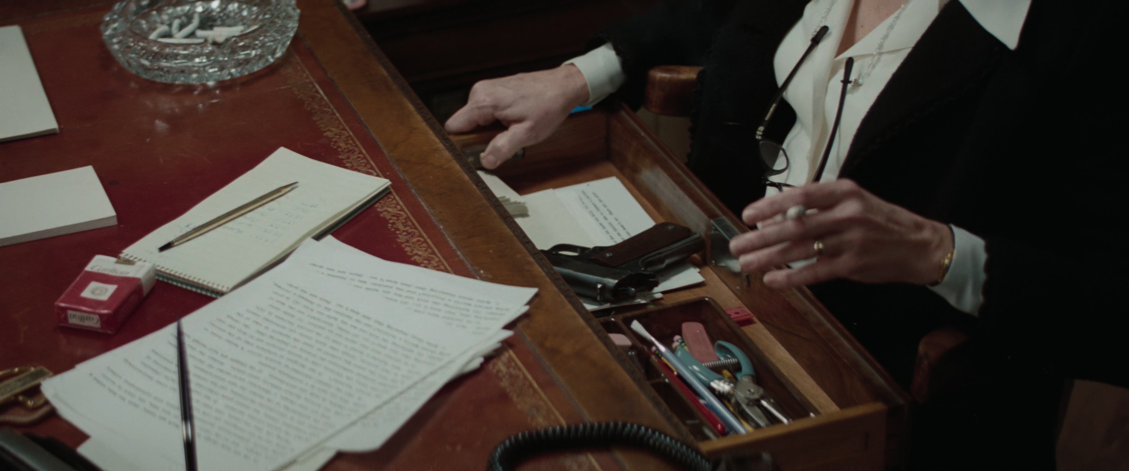 Three.Days.of.the.Condor.1975.2160p.UHD.BluRay.x265.10bit.HDR.DDP5.1-RARBG -bylh.jpg