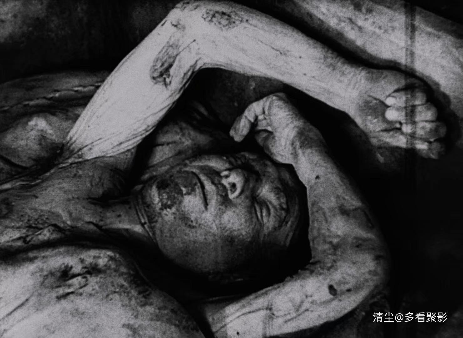 1955 夜与雾 Night and Fog .mkv_20250815_120012.633.jpg