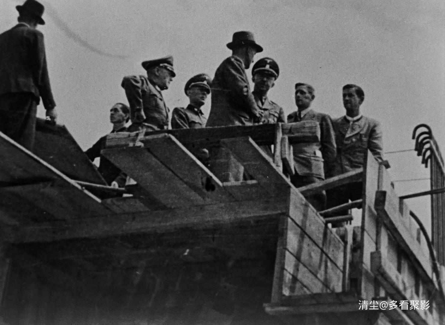 1955 夜与雾 Night and Fog .mkv_20250815_120608.458.jpg