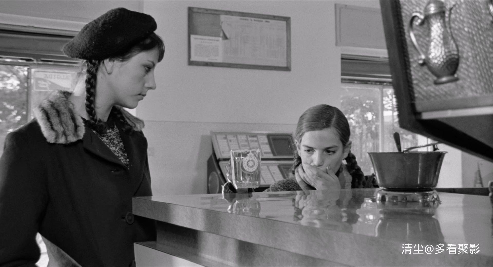 1965 知己知彼 I Knew Her Well.mkv_20250818_223138.684.jpg