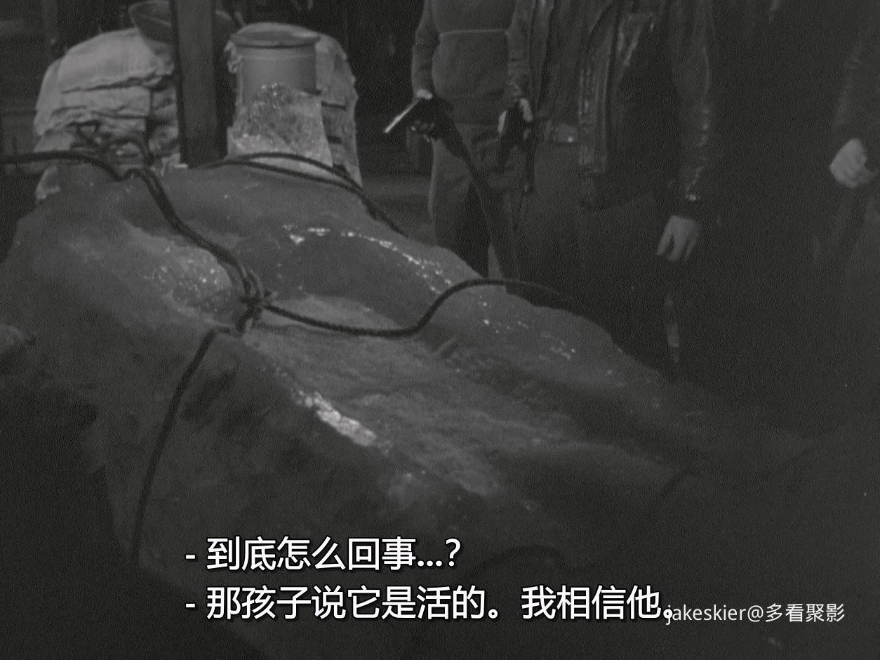 1951.怪人(80分钟).1080P.英语中字.mkv_20250915_003413.459.jpg