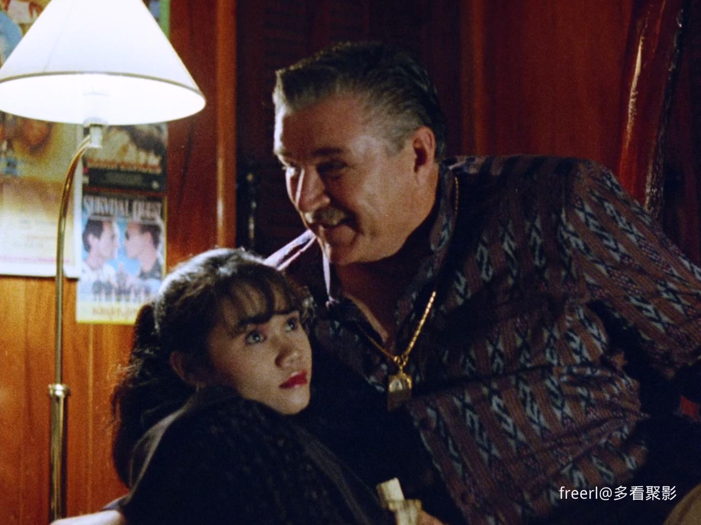 至尊战警 泰拳王 The King of the Kickboxers 1990 1080p [AAC, AAC] [zho, eng] h265.jpg