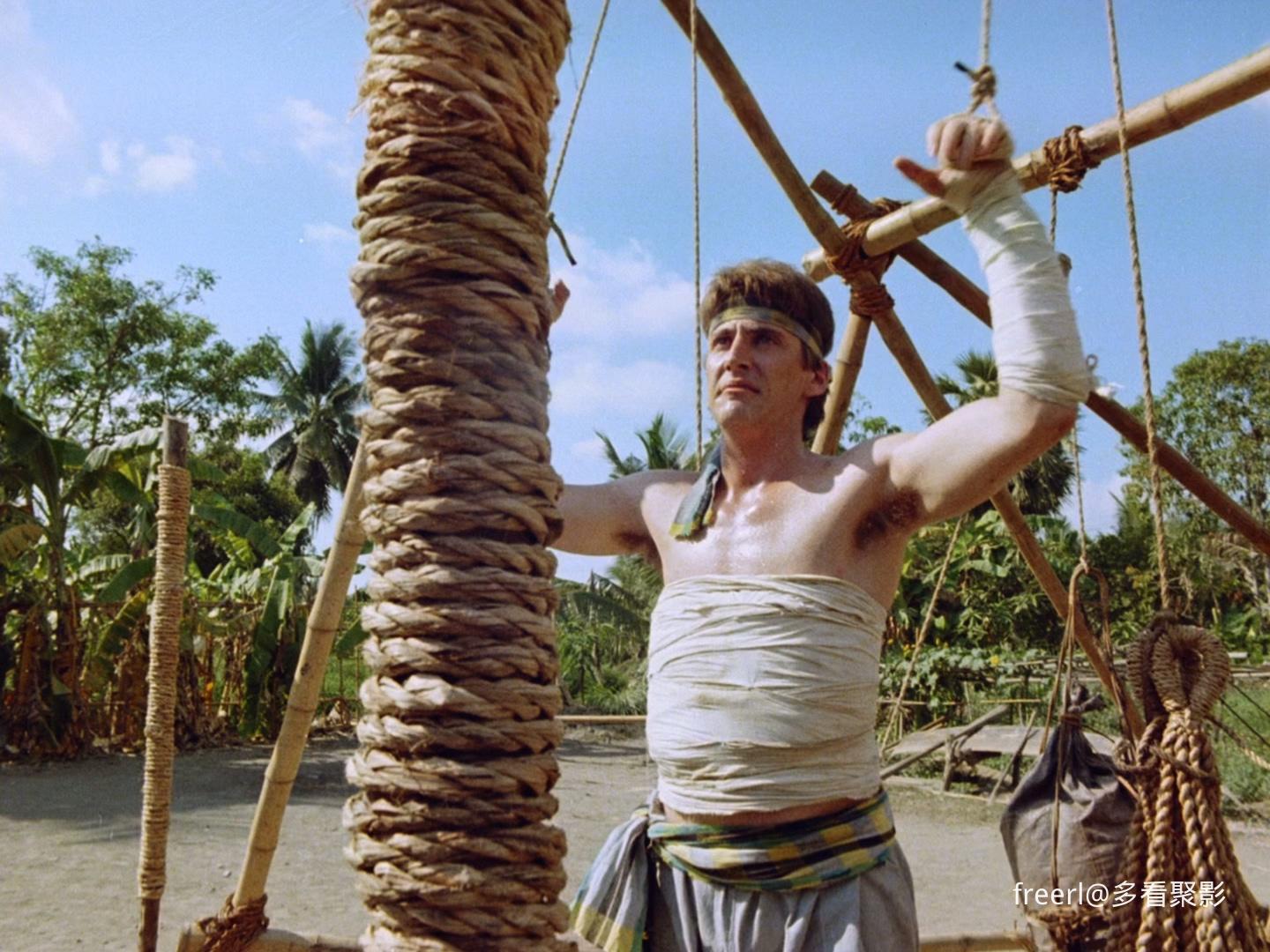 至尊战警 泰拳王 The King of the Kickboxers 1990 1080p [AAC, AAC] [zho, eng] h265.jpg