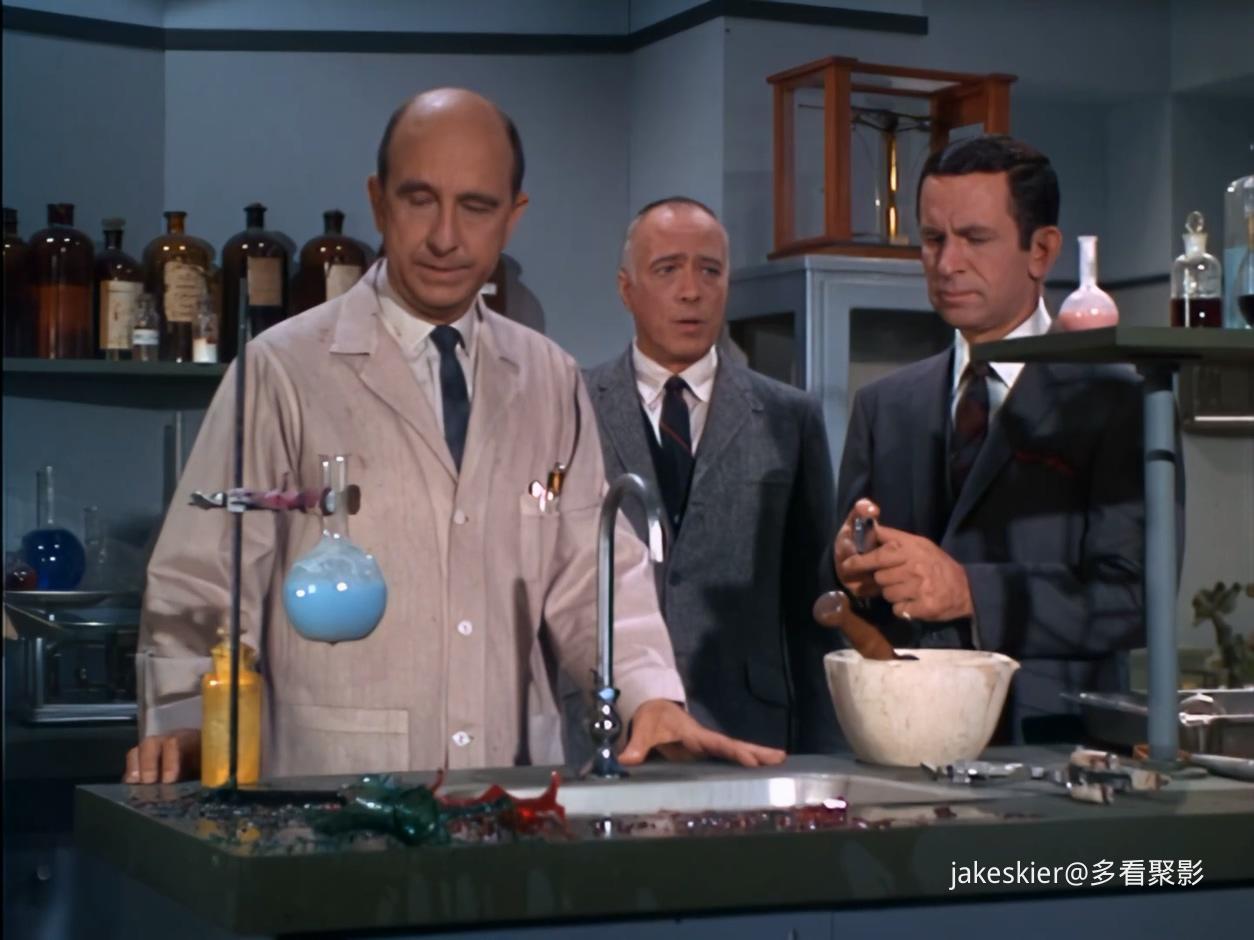 妙探史马特01 - Diplomat's Daughter.mkv_20251112_225037.856.jpg