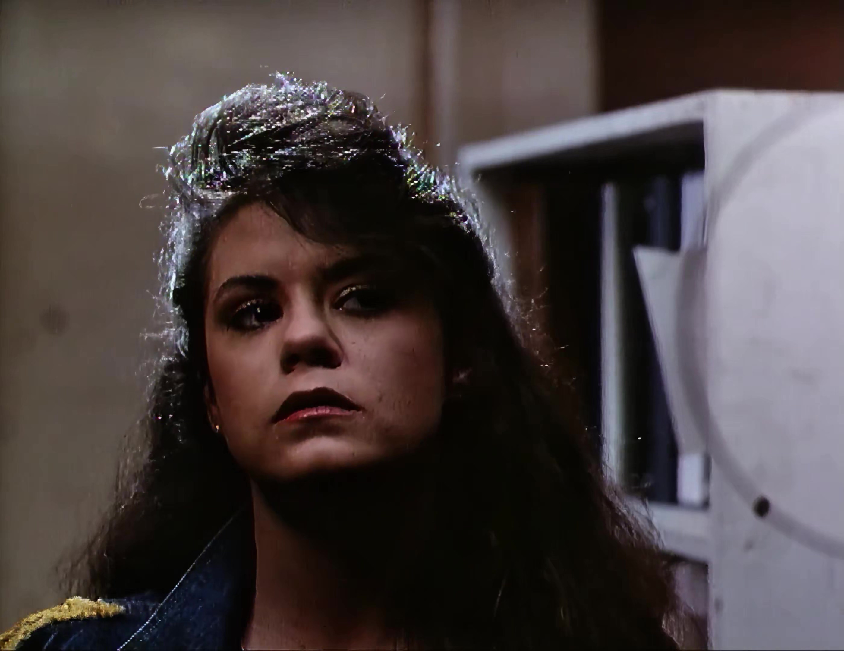 1990 机械手臂2 机器特勤组 Future.Zone.mp4_20260105_182220.361.jpg