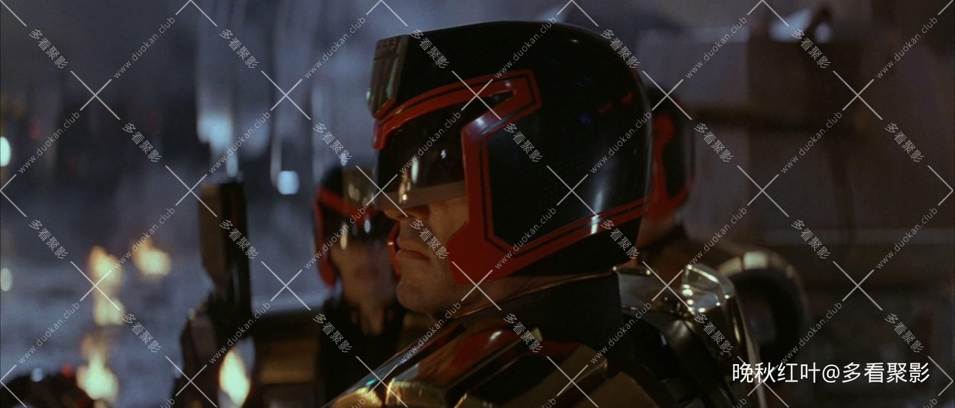 Judge.Dredd.1995.BluRay.1080p.DTS-HD.MA5.1.x265.10bit-ALT.mkv_20260316_104928.047.jpg