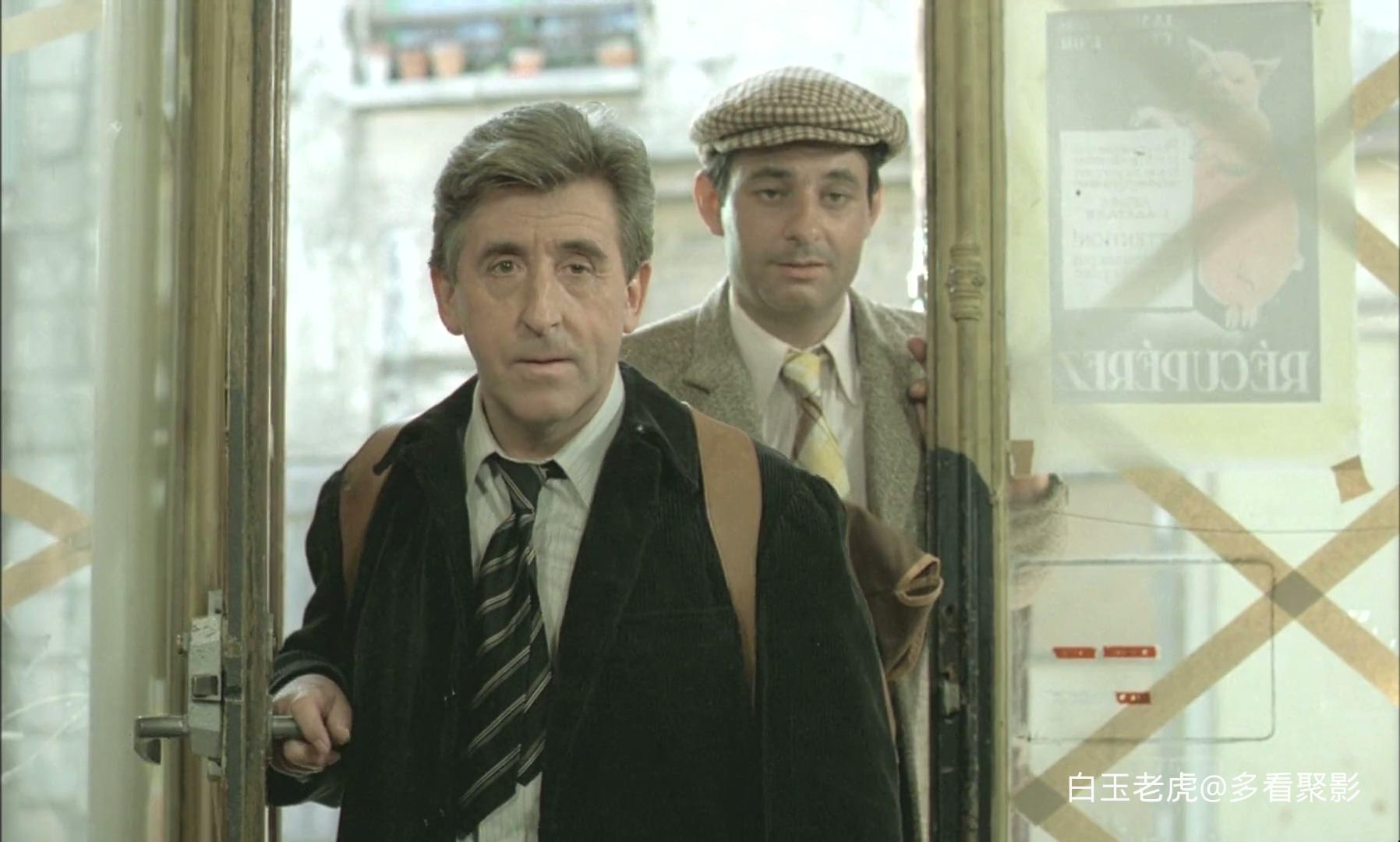 深入敌后搞搞震3.La.7eme.Compagnie.Au.Clair.De.Lune.1977.1080p.BluRay.x264.AAC.2A.jpg